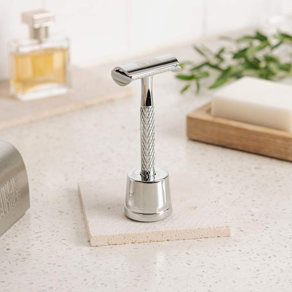 Safety Razor Stand for Jungle Culture Razors: Metallic black